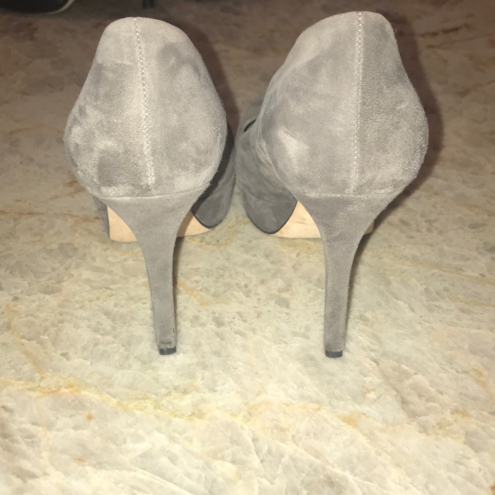 Gucci Grey Suede Pumps - Picture 6 of 6